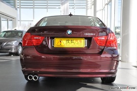 2010款宝马325i豪华版