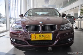 2010款宝马325i豪华版