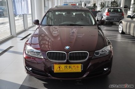 2010款宝马325i豪华版