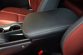 2015款雷克萨斯NX200