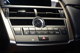 2015款雷克萨斯NX200