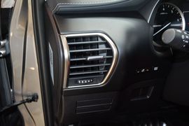 2015款雷克萨斯NX200