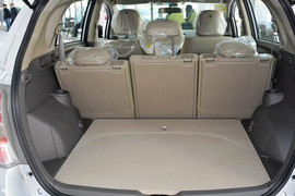 2014款丰田逸致180G