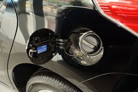 2014款丰田逸致180G