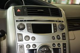 2014款丰田逸致180G