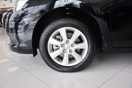 2014款丰田逸致180G