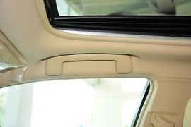 2015款丰田凯美瑞2.0E精英版