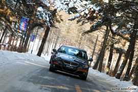 宝马冬季驾驶训练营雪地试驾宝马325i