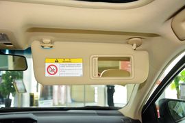 2015款丰田凯美瑞2.0E精英版