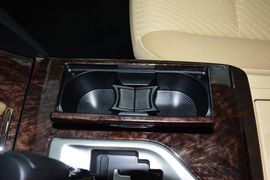 2015款丰田凯美瑞2.0E精英版