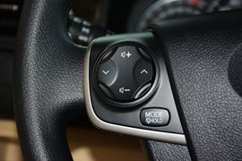 2015款丰田凯美瑞2.0E精英版