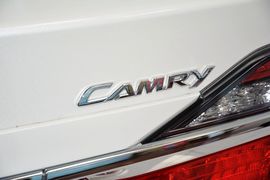 2015款丰田凯美瑞2.0E精英版