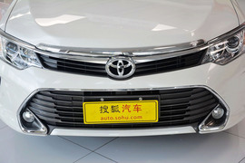 2015款丰田凯美瑞2.0E精英版