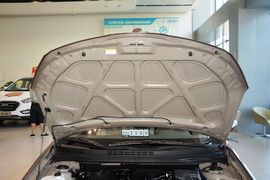 2015款现代悦动1.6L自动舒适型