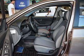 2015款现代悦动1.6L自动舒适型