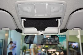 2015款现代悦动1.6L自动舒适型