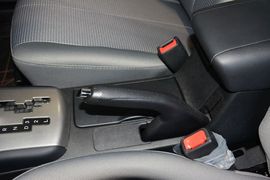 2015款现代悦动1.6L自动舒适型