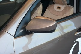 2015款现代悦动1.6L自动舒适型