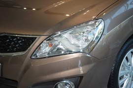 2015款现代悦动1.6L自动舒适型