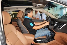 2015款现代全新途胜1.6T