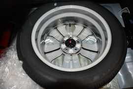 2015款现代全新途胜1.6T