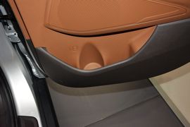 2015款现代全新途胜1.6T