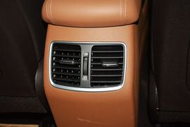 2015款现代全新途胜1.6T