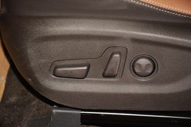 2015款现代全新途胜1.6T