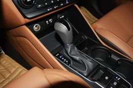 2015款现代全新途胜1.6T