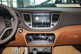 2015款现代全新途胜1.6T