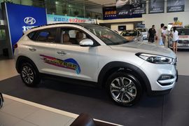 2015款现代全新途胜1.6T