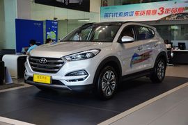 2015款现代全新途胜1.6T