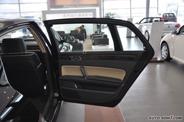 2010款大众辉腾V6