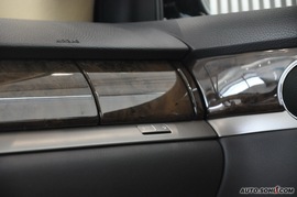 2010款大众辉腾V6