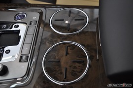 2010款大众辉腾V6