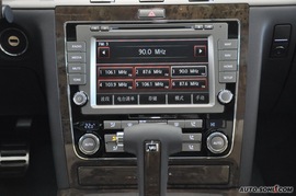 2010款大众辉腾V6
