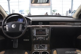 2010款大众辉腾V6