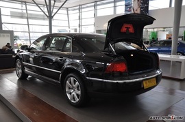 2010款大众辉腾V6