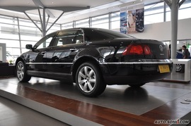2010款大众辉腾V6