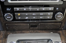 2010款大众辉腾V6