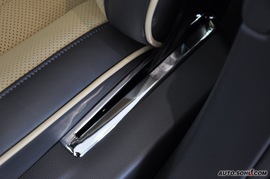 2010款大众辉腾V6