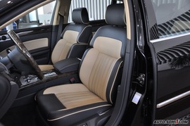 2010款大众辉腾V6