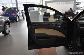 2010款大众辉腾V6