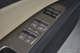 2010款大众辉腾V6