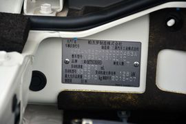 2016款三菱帕杰罗3.0L自动尊贵版