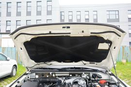 2016款三菱帕杰罗3.0L自动尊贵版