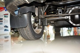 2014款双龙爱腾2.0T四驱自动豪华柴油版