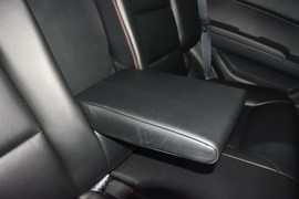 2014款双龙爱腾2.0T四驱自动豪华柴油版