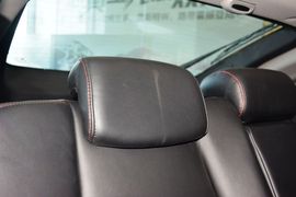 2014款双龙爱腾2.0T四驱自动豪华柴油版