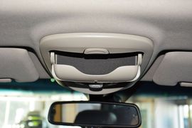 2014款双龙爱腾2.0T四驱自动豪华柴油版